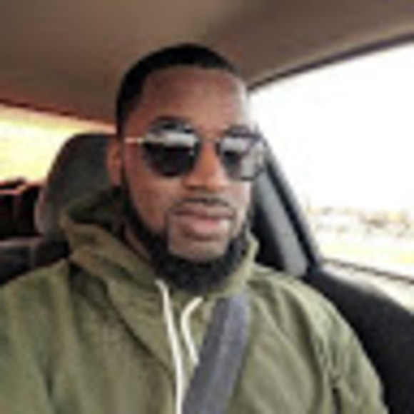 Meet your Posher, Mr dalarge - Picture 1 of 1